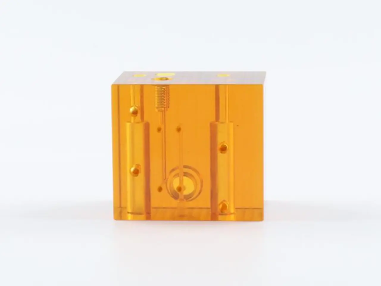 Case Study Adapter Integration Block (PEI Engineering Plastic) (2)