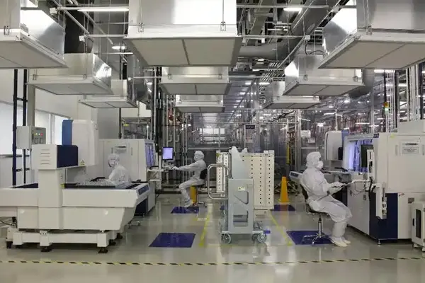 Precision Machining Services for Military and Aerospace Manufacturing (4)