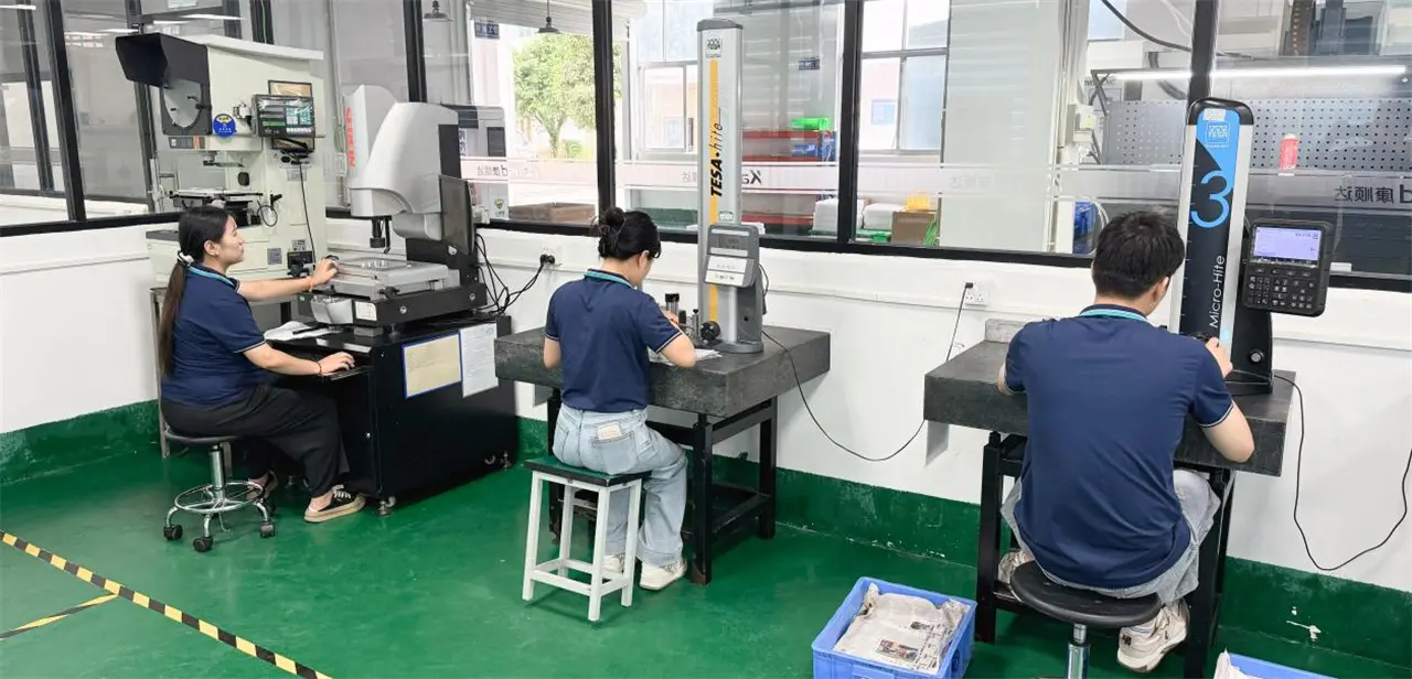 Case Study Adapter Integration Block (PEI Engineering Plastic) (4)